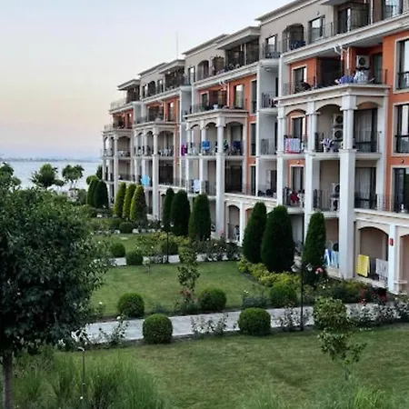 Apparment Premier Fort Beach Seaview Święty Włas